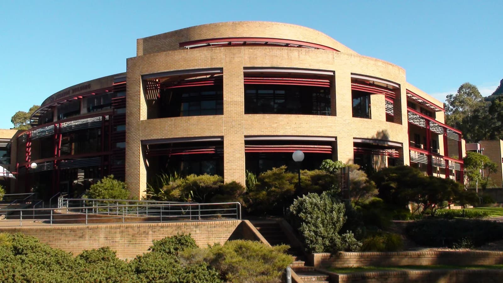 University of Wollongong의 McKinnon 빌딩